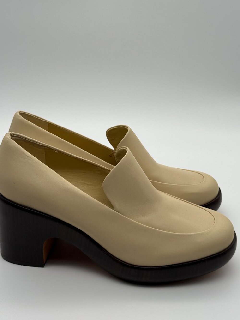Vince Zeta Leather Platform Loafers Cream Brown NWOB Size 11